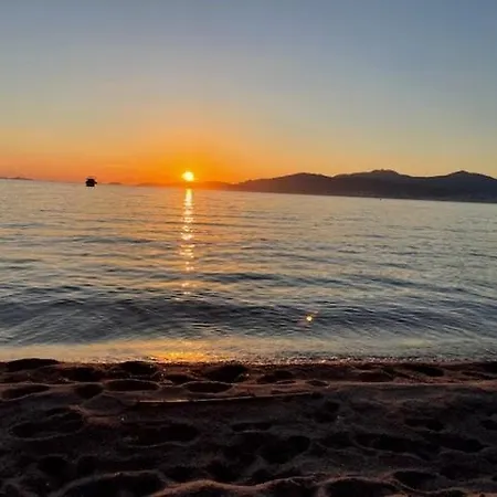 A Nepita - 150m De La דירה *