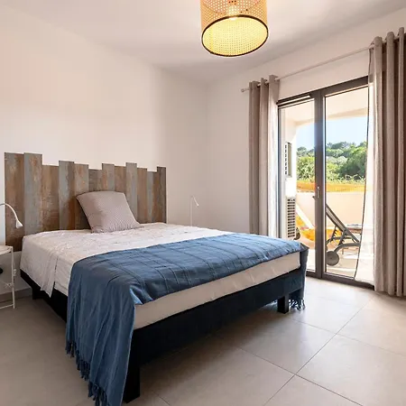 A Nepita - 150m De La Apartment *
