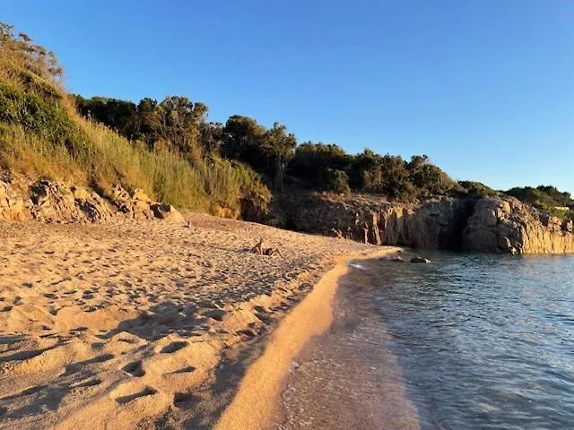 A Nepita - 150m De La